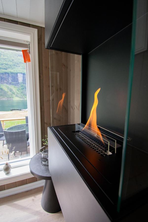 Grande Hytteutleige Og Camping Geiranger Kültér fotó
