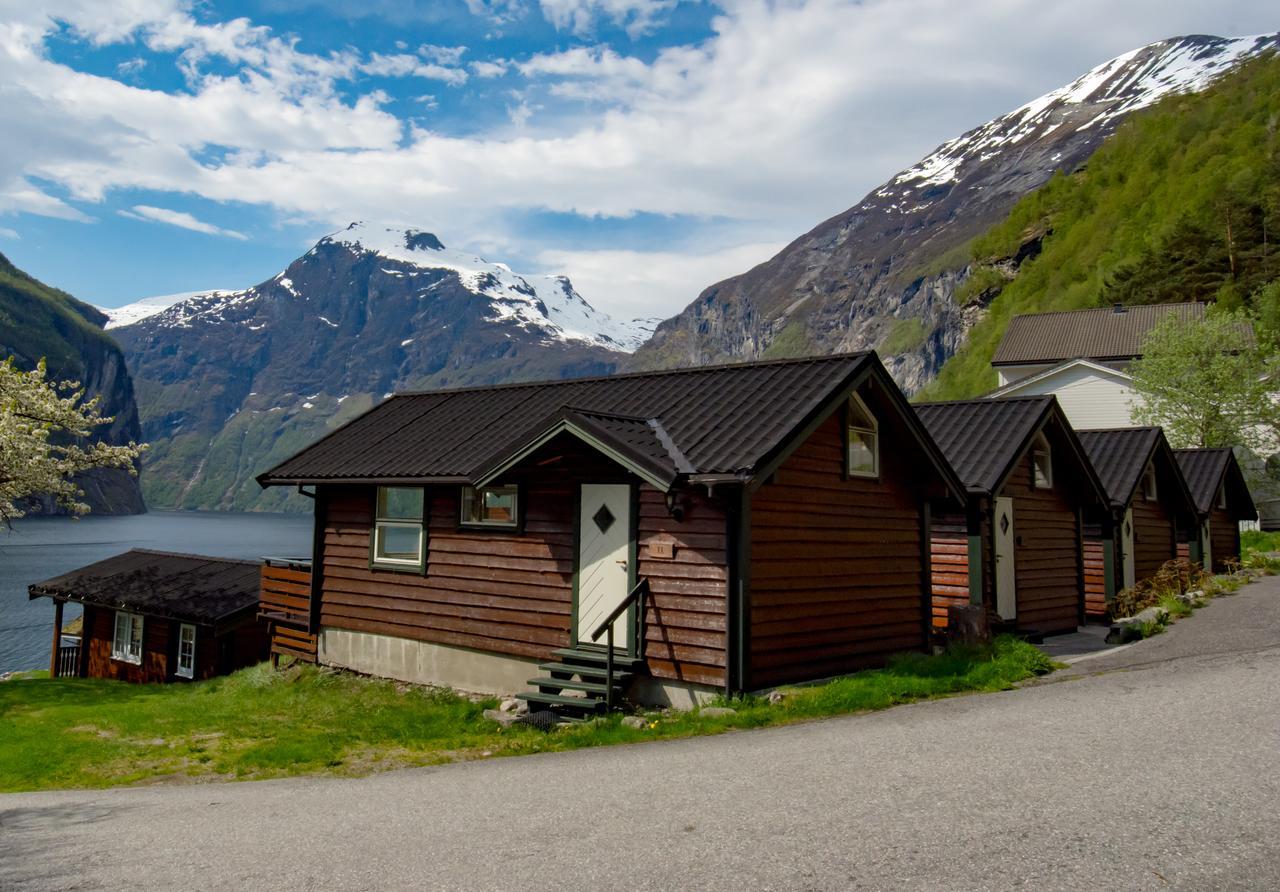 Grande Hytteutleige Og Camping Geiranger Kültér fotó