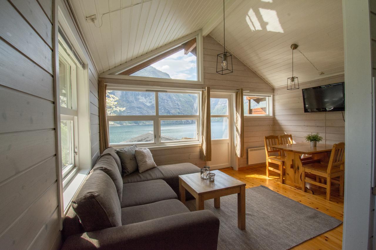 Grande Hytteutleige Og Camping Geiranger Kültér fotó