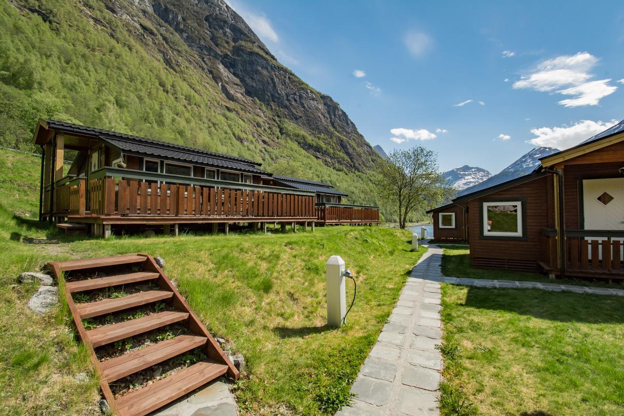 Grande Hytteutleige Og Camping Geiranger Kültér fotó