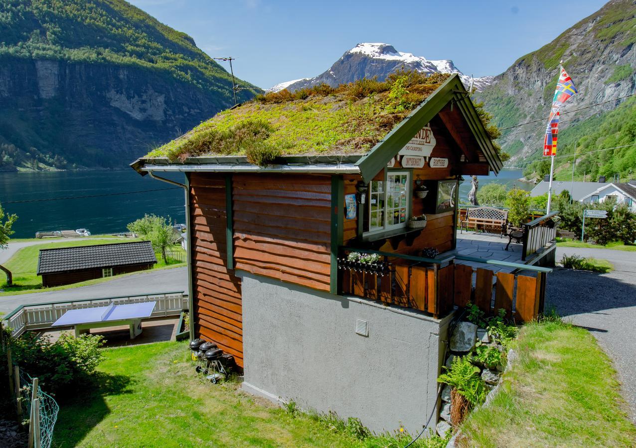 Grande Hytteutleige Og Camping Geiranger Kültér fotó
